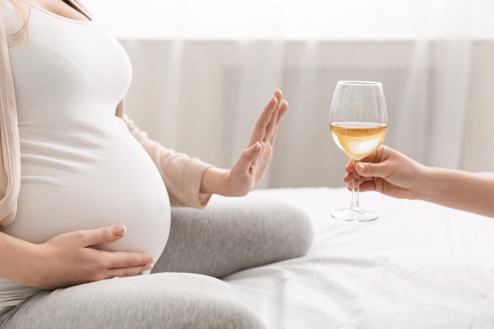 Can Pregnant Women Drink Alcohol?