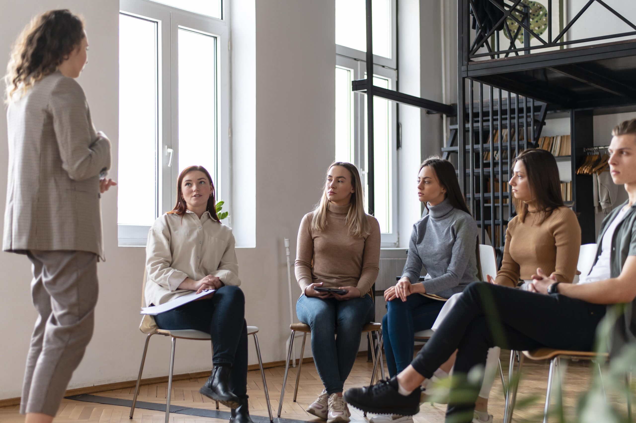a-women-group-therapy-to-cope-high- cortisol-symptoms
